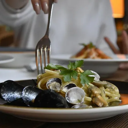 Prestige فندق تيرانا