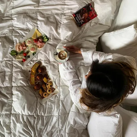 Prestige Отель Тирана